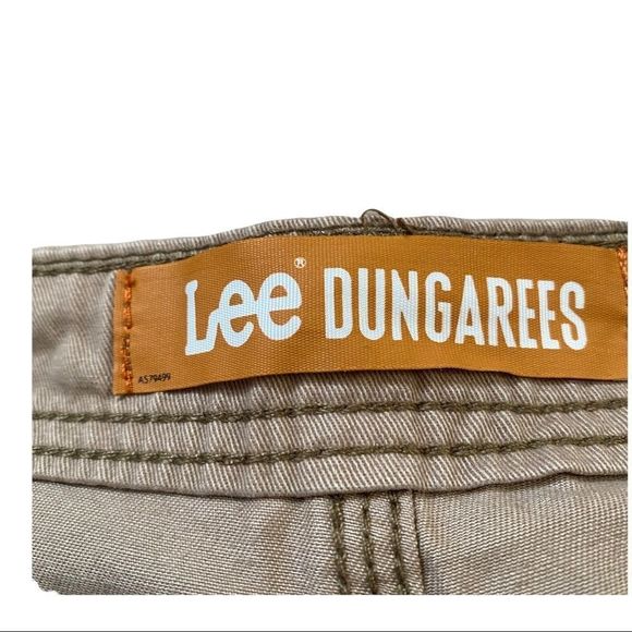 Lee men’s tan cargo shorts 36 NWOT - Picture 4 of 4